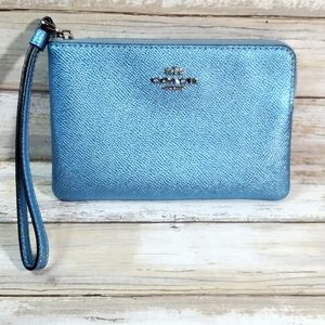 Authentic Coach small wristlet